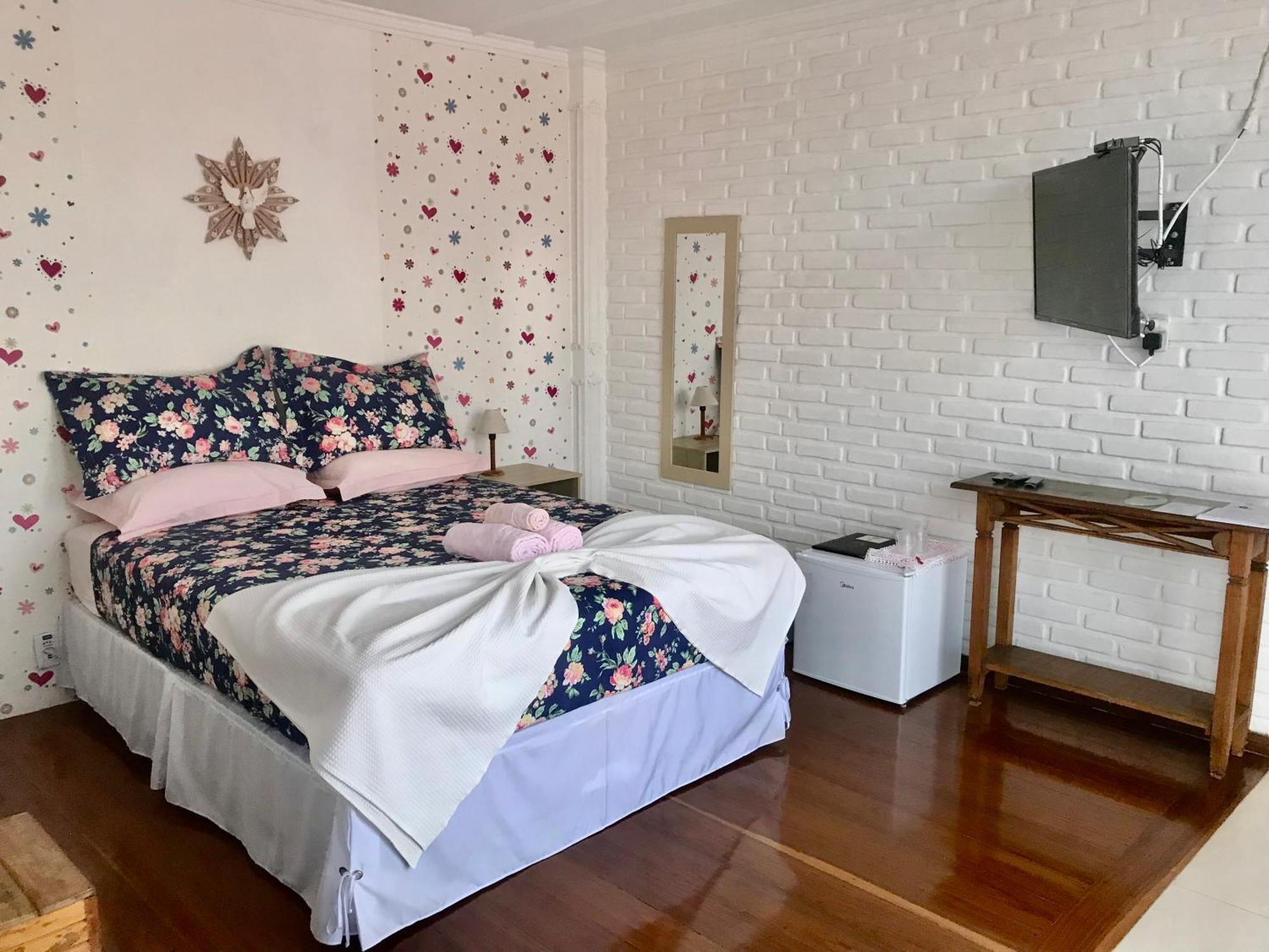 Hospedaria Casa Real Santa Cruz de Minas Eksteriør billede